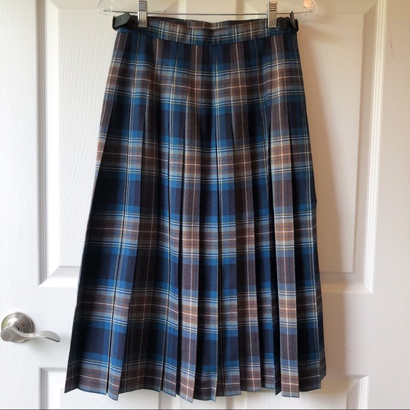 Genuine Scottish Pure Wool Tartan Kilt - Picture 2 of 6